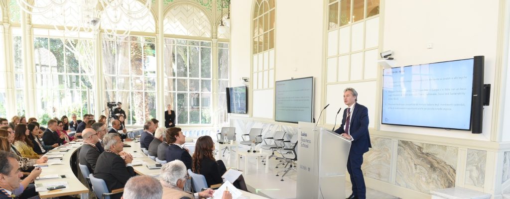 Lavoratori senior e prevenzione: a Roma la ricerca Luiss Business School e Pfizer